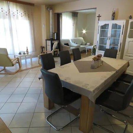 Vakantiehuis House In With Sea View, Terrace, Air Conditioning, Wi-fi