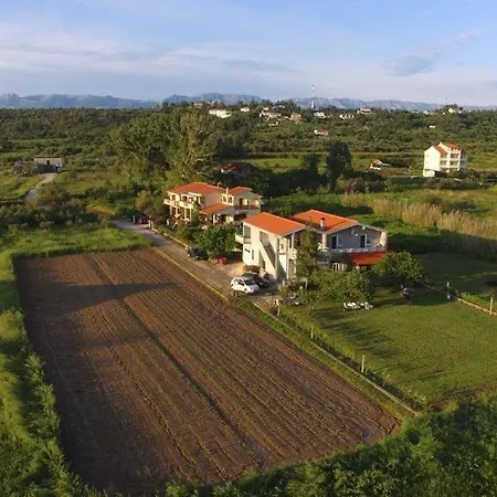 度假居 House In With Sea View, Terrace, Air Conditioning, Wi-fi Ljubač
