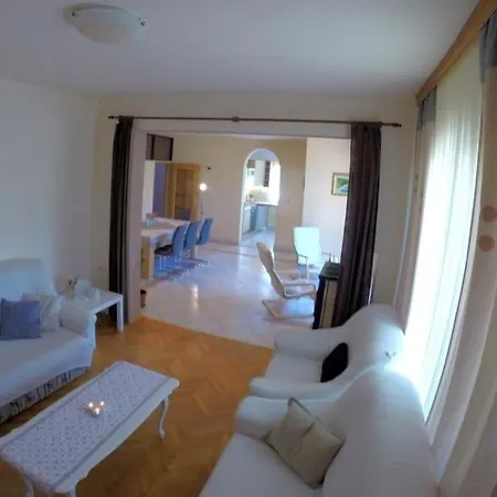 度假居 House In With Sea View, Terrace, Air Conditioning, Wi-fi