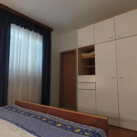 House In With Sea View, Terrace, Air Conditioning, Wi-fi Ljubač