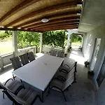 House In With Sea View, Terrace, Air Conditioning, Wi-fi Ferienhaus *