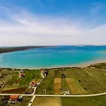 House In With Sea View, Terrace, Air Conditioning, Wi-fi Ferienhaus Ljubač